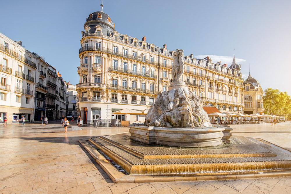 Fontaine sur la place de la Comédie de Montpellier