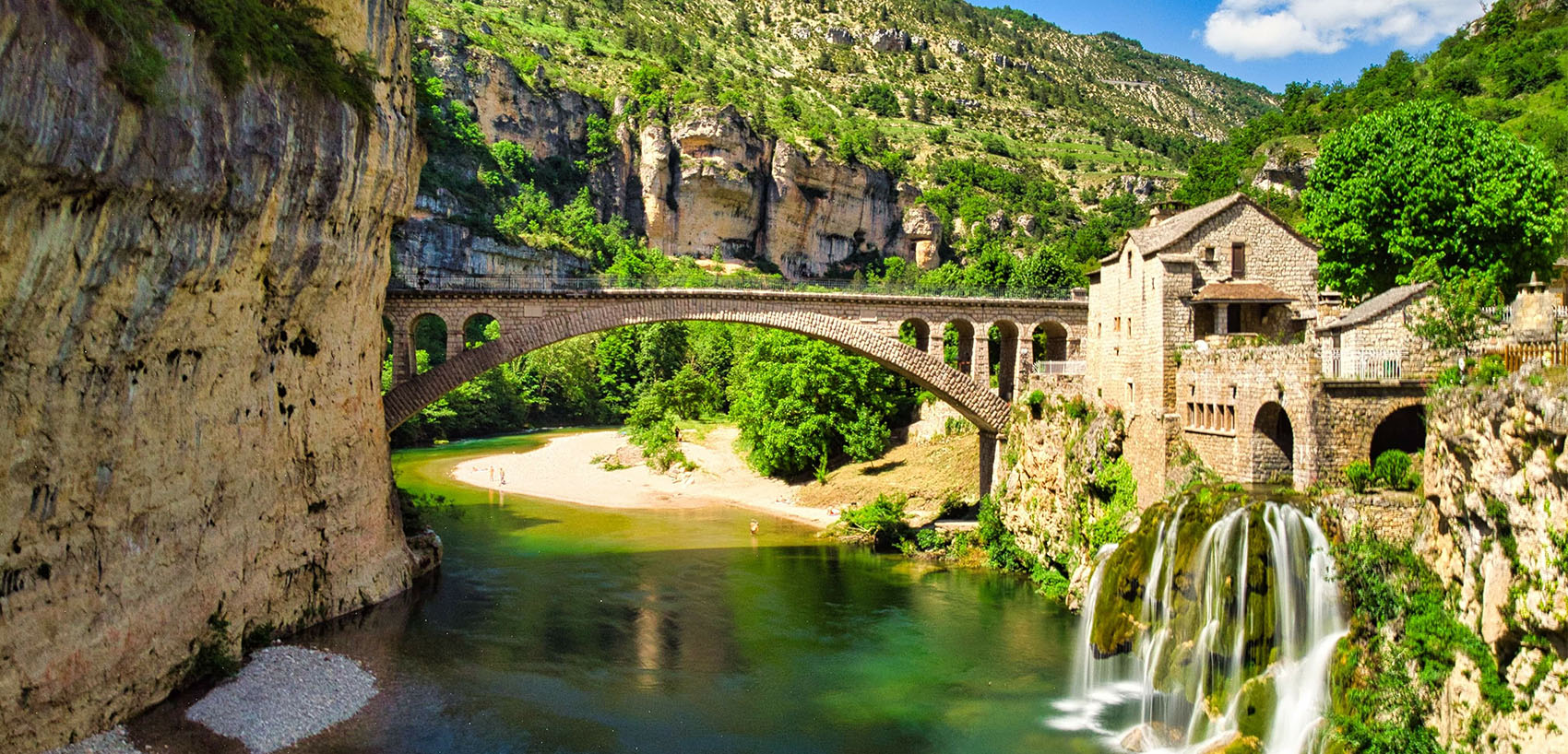 Idée destination ponts de mai : Sainte-Enimie et les gorges du Tarn